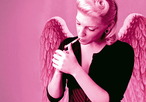 Beispiel für gutes Grafikdesign: Ein rauchender Engel, Symbol für einen Club mit dem Namen for Angels and Sinners.
